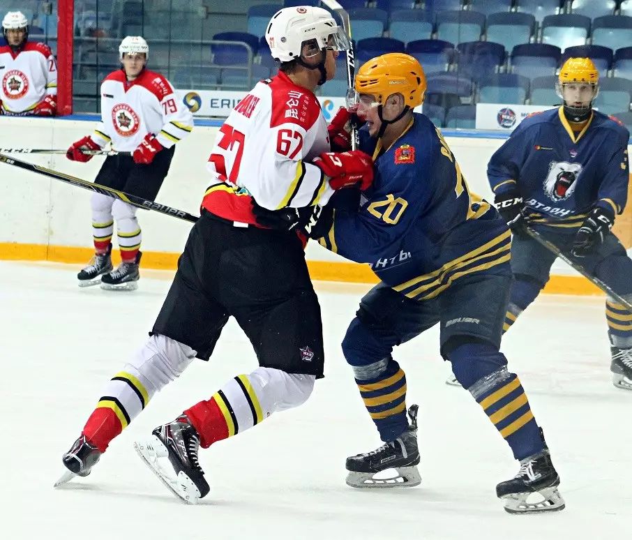 湖南主场遗憾败北,遭遇连败 湖南主场遗憾败北,遭遇连败
