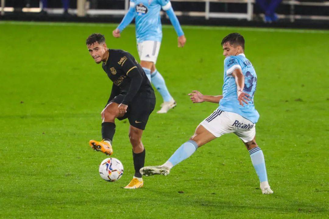 西班牙横扫那不勒斯,皮克状态火热的简单介绍 西班牙横扫那不勒斯,皮克状态火热的简单介绍