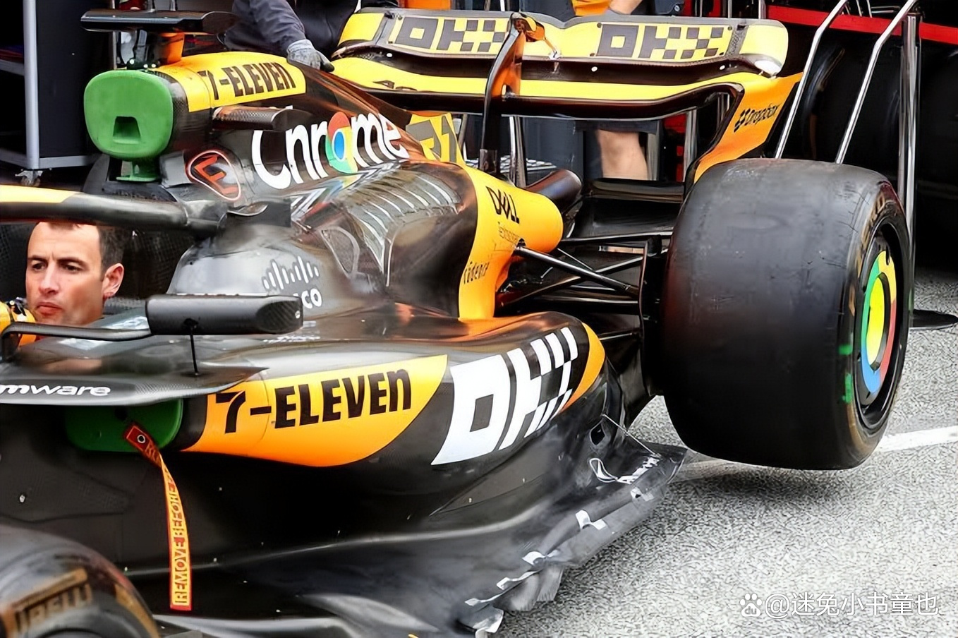 包含阿斯顿马丁绝杀迈凯伦，佩雷兹点燃赛场的词条