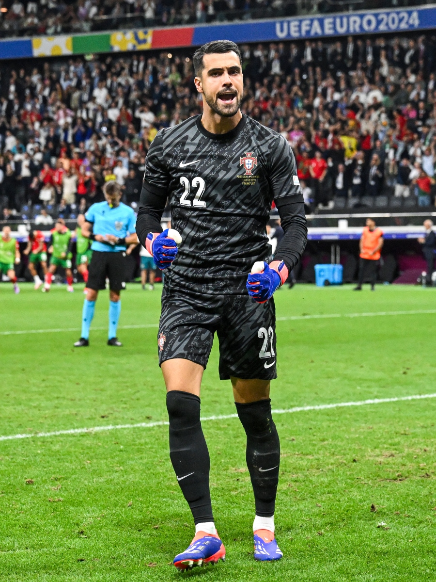 PG中国登录入口-关于尤文图斯球队守门员状态神勇，救球如神的信息