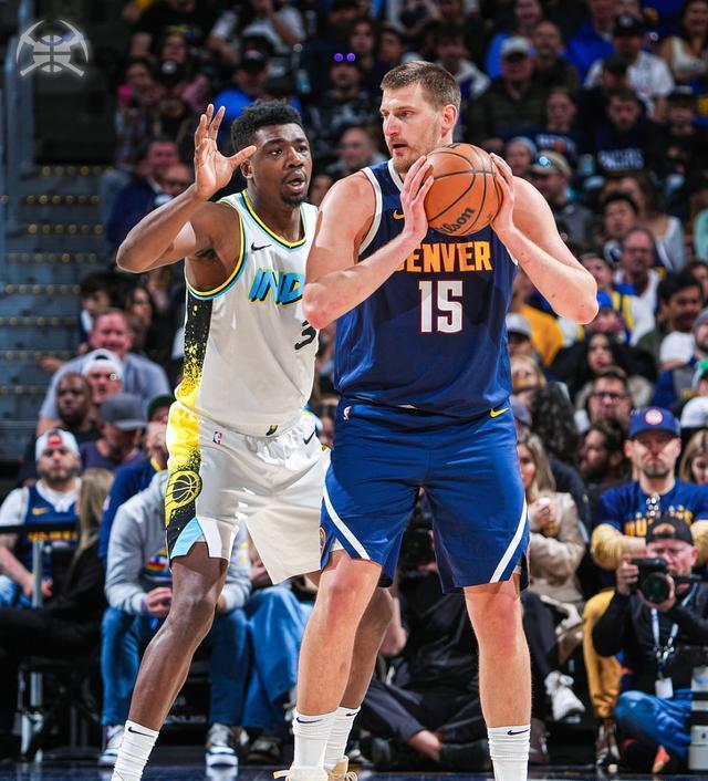 防守严密不足,球队遭遇连败 防守严密不足,球队遭遇连败