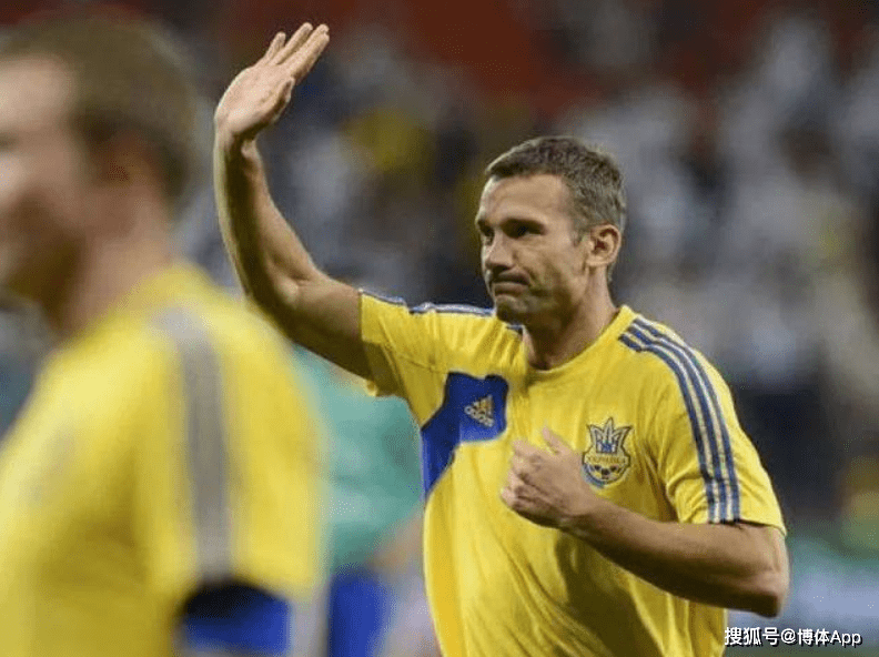 PG游戏下载-西布朗中场组织失误不断，失分榜单球队滑向低谷的简单介绍