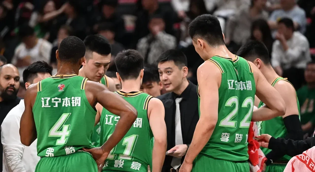 包含河南力量男篮在主场不敌辽宁本钢队的词条