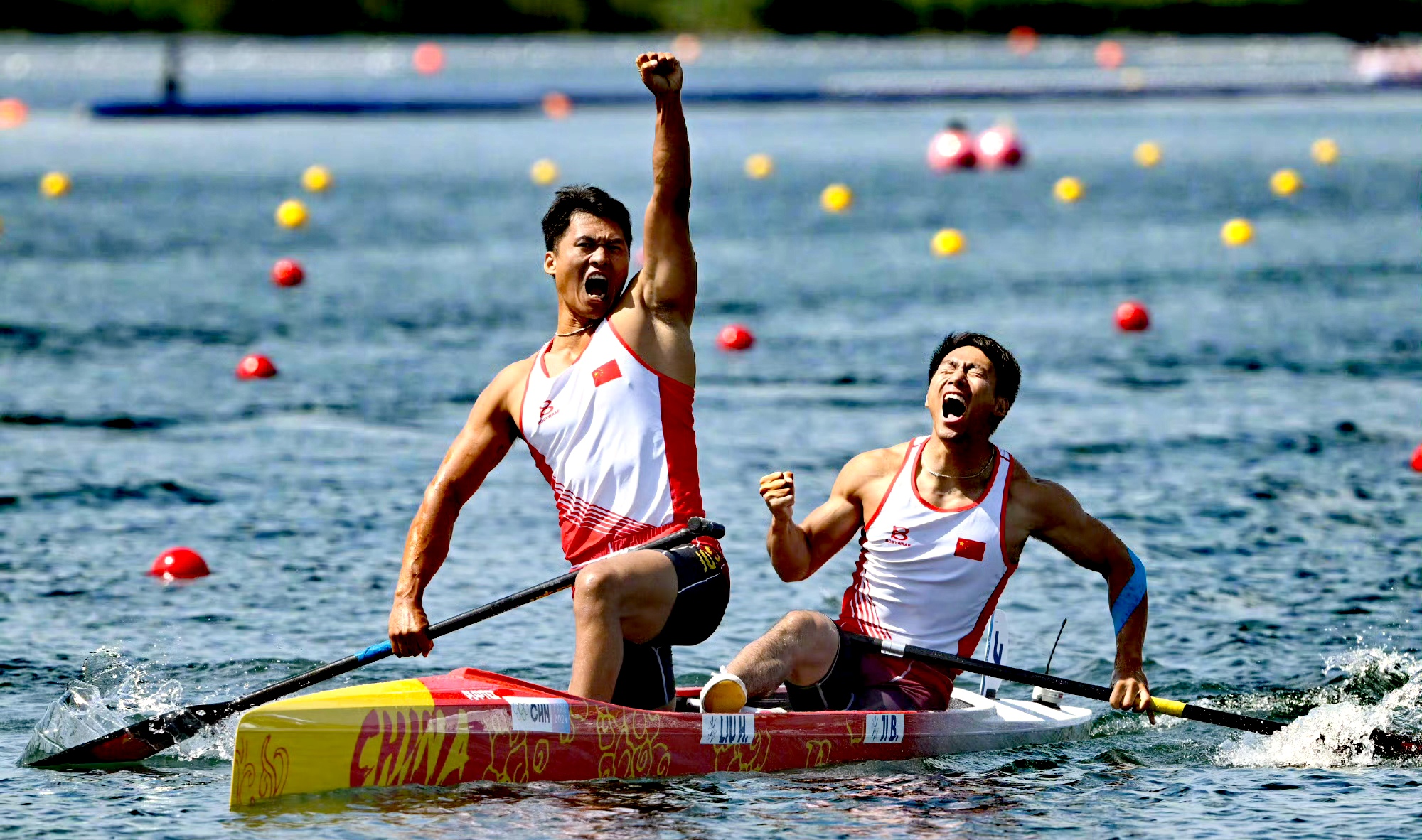 PG电子娱乐官网下载-游泳男员高起点，铆足全力冲刺的简单介绍