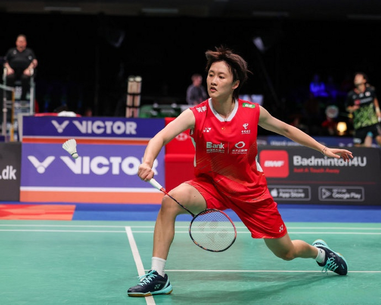 印尼队横扫丹麦队，陈雨菲惊艳四座